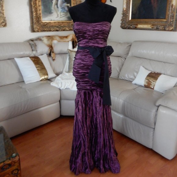 ITALIA PLUM BCBG MAXAZRIA TAFFETA STRAPLES DRESS 2 - Picture 6 of 14